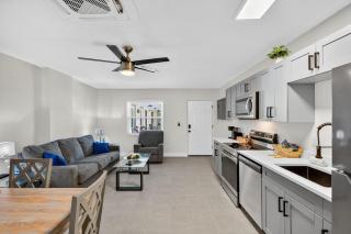 Park Shore Suites Unit 3 - 7