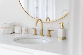 The Golden Jewel - Game Room, Fire Pit and Deck! - 3