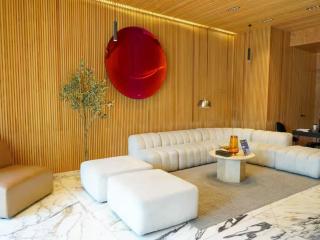 Design Suite Rooftop Pool, Gym, BBQ - 1