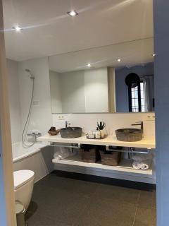 Top ten street in the world by Time Out Front View of Casa Batlló - Barcelona - 4