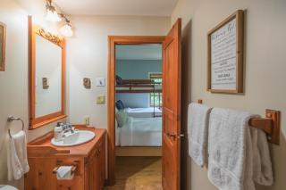 Mountain Top Home- Minutes to Tremblant Village - 2