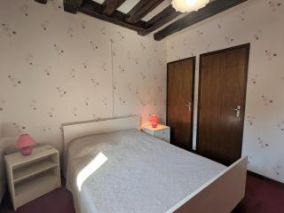 Gîte familial près de Châteauroux avec jardin, aire de jeux et location de salle, idéal pour 8 pers. - FR-1-591-12 - 1