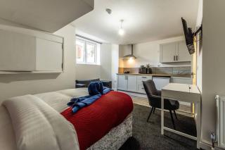 Comfortable Stay - Derby Road - 2