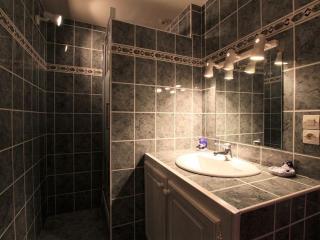 Gîte en pierre avec terrasses, proche de sites médiévaux, idéal pour famille avec équipements bébé. - FR-1-582-256 - 3