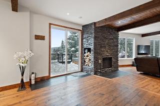 Lazy Bear Lake House - 4