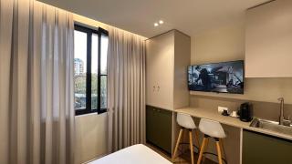 Matisse No29 - City Center Studio With Parking - 3