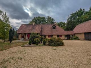 Maison isolée avec parc, étang privé et à 20 min du Zoo de Beauval - FR-1-591-309 - 2