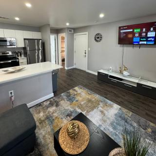 3 DT Dallas l FIFA WORLD CUP READY l 5 Min from Love Field - 8