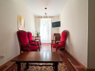 Maison de Charme en Berry avec Jardin et Wifi, Proche Vignobles - FR-1-591-231 - 8