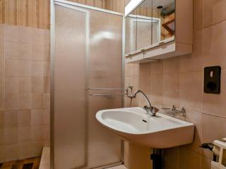 Maison de Vacances Nature avec Grand Jardin et Proximité La Chaise-Dieu - FR-1-582-242 - 8