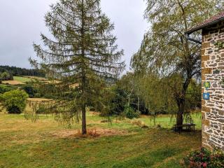 Maison de Vacances Nature avec Grand Jardin et Proximité La Chaise-Dieu - FR-1-582-242 - 3