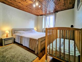 Maison de bourg restaurée avec cour privative au coeur d'un village paisible, proche gorges de l'Allier et sites historiques - FR-1-582-220 - 4