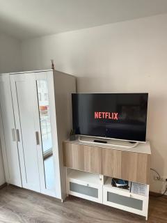 Rita Apartment G3- Free Parking for 1 Car & Balcony - 8