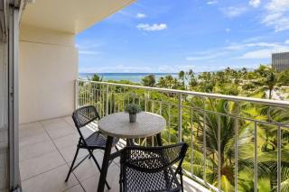 Waikiki Shore 610 - 6