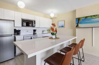 Waikiki Banyan 2004 - T1 - 1