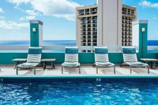 Pacific Monarch 1806 - 7