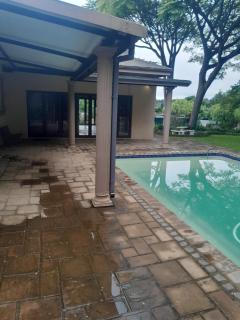 Pendora Lodge Measroch and Joubert str Piet Retief - 0