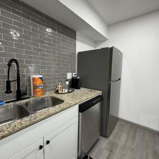 2 DT Dallas l FIFA WORLD CUP READY l 5 Min from Love Field - 1