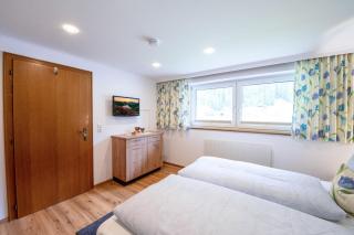 Glockenstuhl, Haus - 1