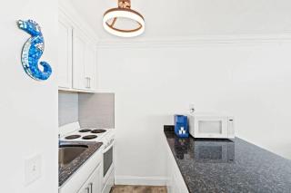 Top of the Gulf 607 - 1