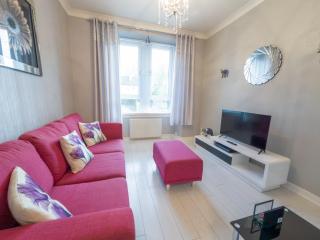 Central Renfrew 1BR Apt - 6