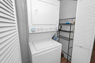 Cozy 3BR Chicago Garden Apartment Near Loyola & Downtown - 5