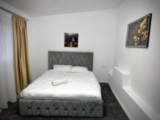 Le Charme Hostel - 5