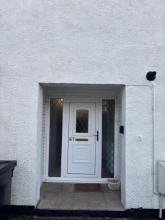 OakHouse- Entire 3 Bedroom Terrace House with Free Parking - 6