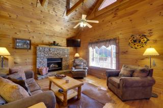 2 Mi to Dtwn Family-Friendly Cabin in Gatlinburg! - 6