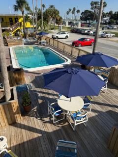 Barefoot Bay Resort Motel - 0