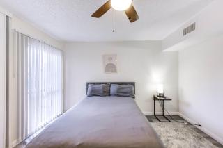 Check-in Now Luxe Apt Free Parking & Free WiFi - 1