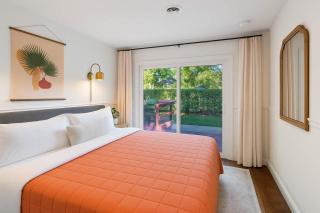 Modern 3BR Home in Napa with Hot Tub & Detached Office - 5