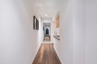 2 Santa Monica Beach Walking - 6