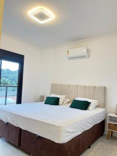 Apto completo 21A alto padrão praia Enseada - 1