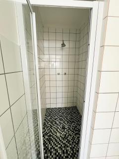 Casa Bliss, Stylish City Escape - 3