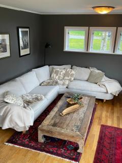 Big & Modern House with Spectacular Views - 8