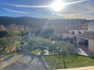 Maison avec piscine sécurisée au pied des Cévennes - 0