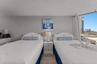 Top of The Gulf 306 - 7