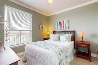 Beach Club - Resting Beach Face - 3