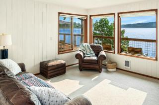 Vashon Beach House - 3