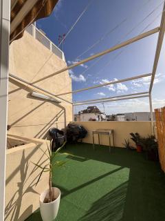 4 Person Sliema Spacious Room Airconditioned and Self Check - 6