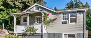 Charming Beach Cottage with Ocean Views & Sauna - 0