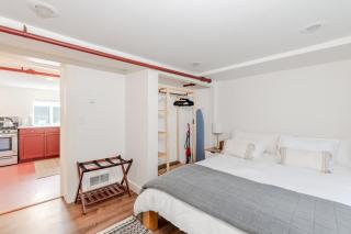 Cozy Private Urban Oasis - The Ballard Bungalow - 1