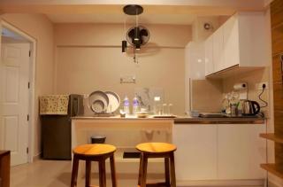 Lavender Airport suite - 8