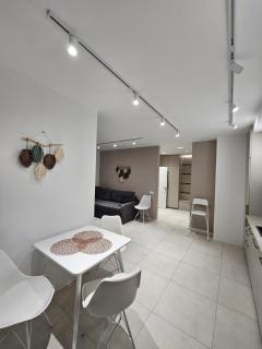 Чорновола 5а - 7