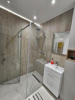 Чорновола 5а - 3