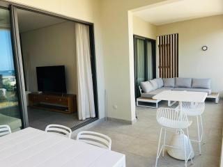 Beachfront sea view apartment - 9