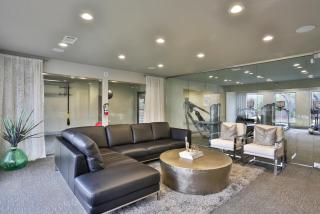 The Paxton Sleek 2 Bedroom Flat - 6