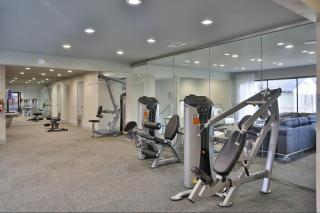 The Paxton Sleek 2 Bedroom Flat - 9