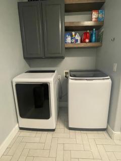 Private Basement Suite Bedrooms Bath Kitchen office Theater - 3